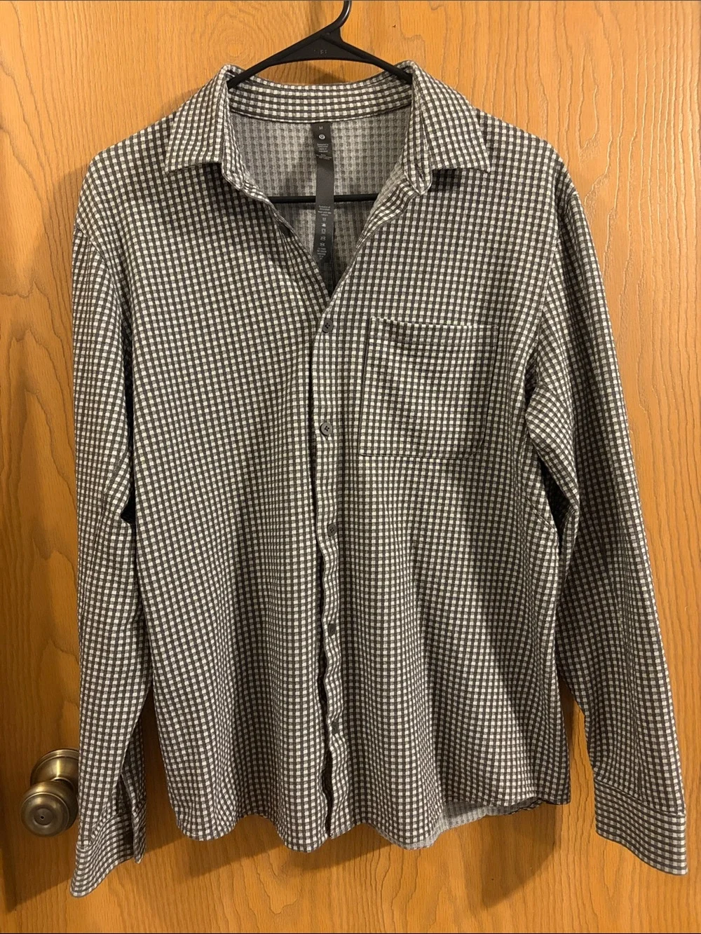 Lululemon Men's Commission Long Sleeve Button Up Shirt Medium Lunar Rock/Black - Picture 2 of 10